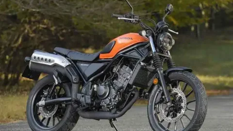 Honda CL300 scrambler